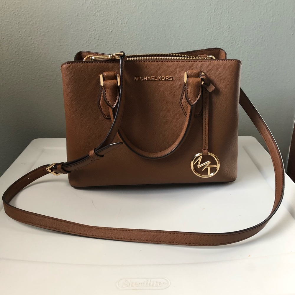 Michael kors satchel